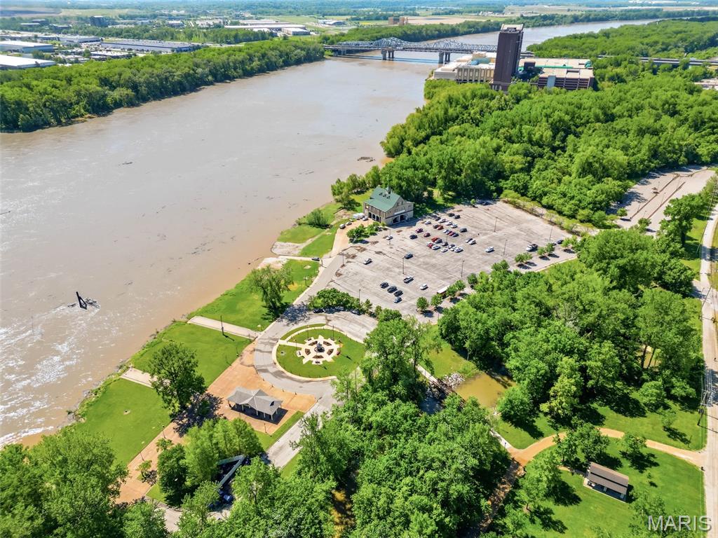 City/St Charles - Residential