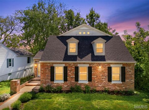 Tiny photo for 522 S 2nd Street, St Charles, MO 63301 (MLS # 26030224)