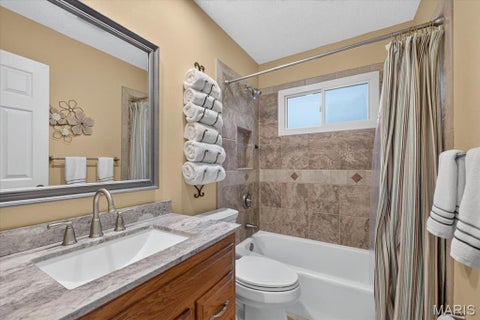 Tiny photo for 2057 Setters Hill Court, Chesterfield, MO 63017 (MLS # 26066965)