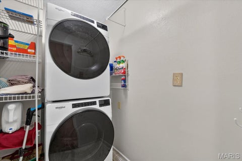 Tiny photo for 2057 Setters Hill Court, Chesterfield, MO 63017 (MLS # 26066965)