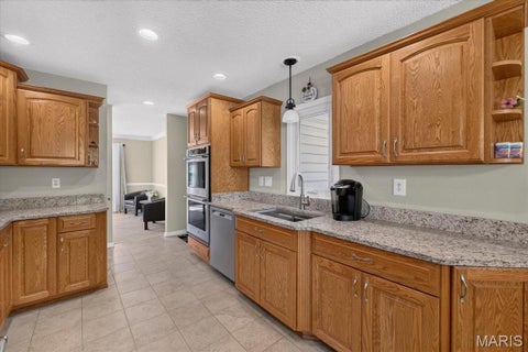 Tiny photo for 2057 Setters Hill Court, Chesterfield, MO 63017 (MLS # 26066965)