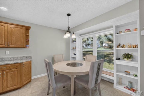 Tiny photo for 2057 Setters Hill Court, Chesterfield, MO 63017 (MLS # 26066965)
