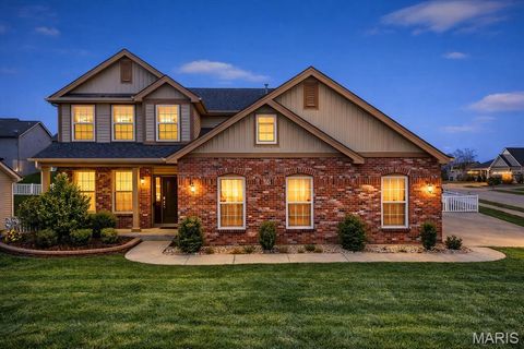 1376 Bridgeport Terrace St Charles MO 63303