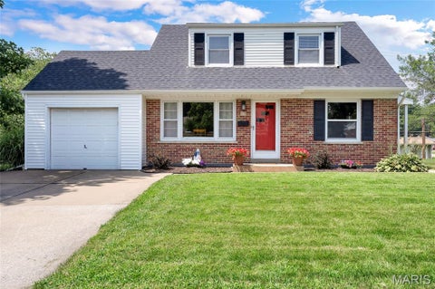 Tiny photo for 15 Blackberry Drive, St Charles, MO 63301 (MLS # 26044327)