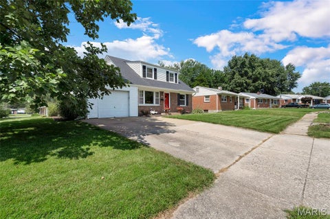 Tiny photo for 15 Blackberry Drive, St Charles, MO 63301 (MLS # 26044327)