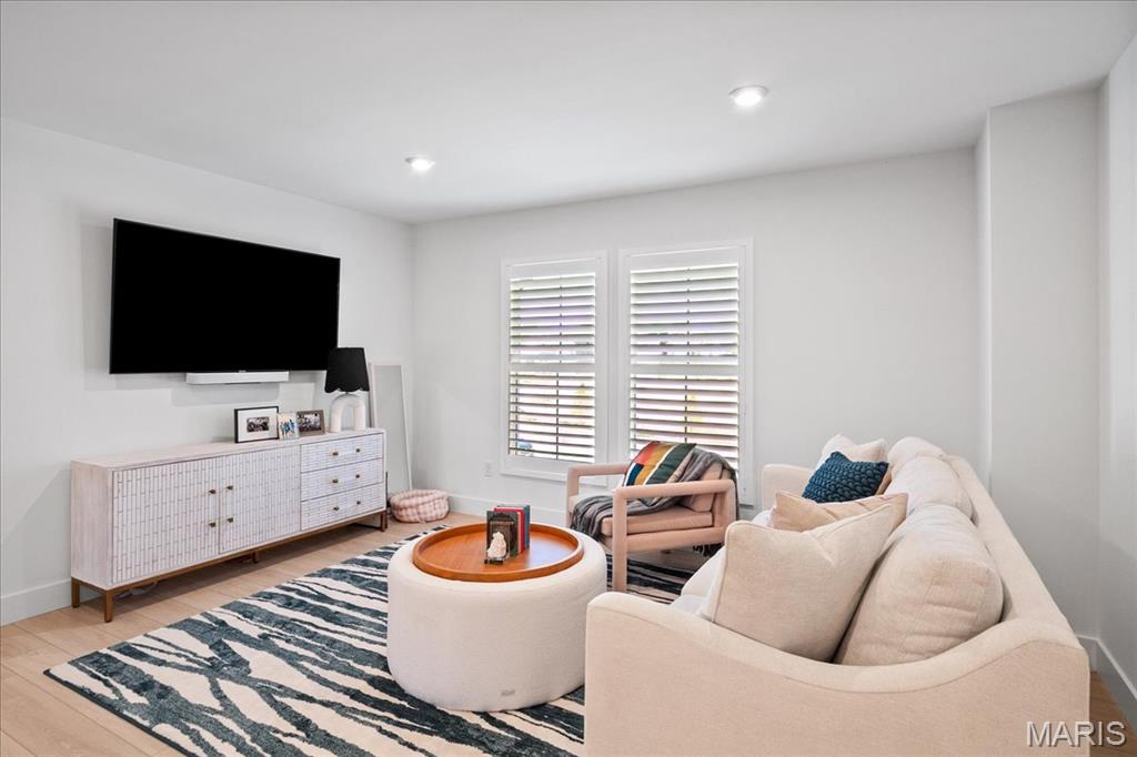 Streets Of Caledonia #6 - Residential