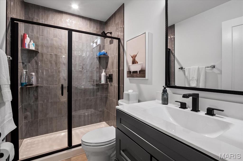 Streets Of Caledonia #6 - Residential