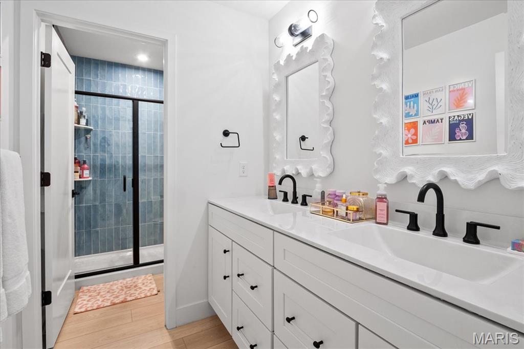 Streets Of Caledonia #6 - Residential