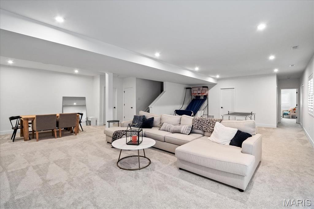 Streets Of Caledonia #6 - Residential