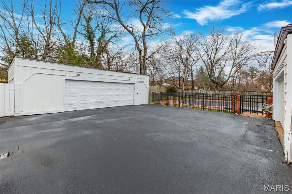 Willow Hill - Residential