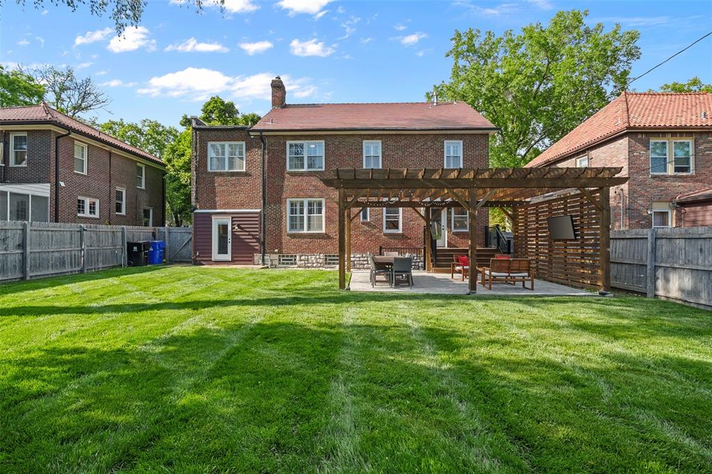 University Hills - Residential