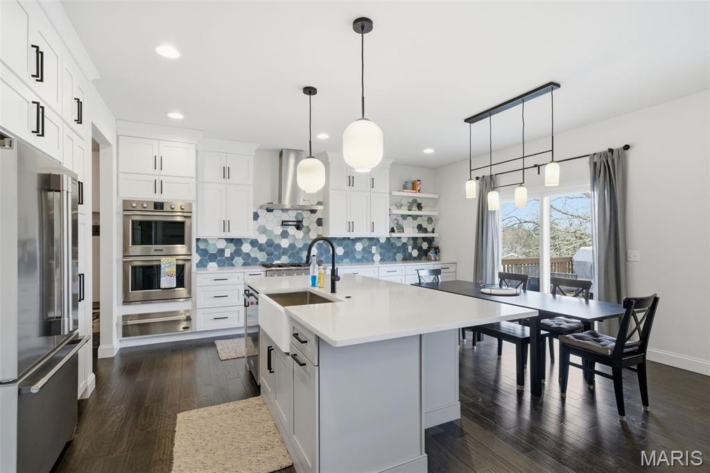 Sunset Manor - Residential