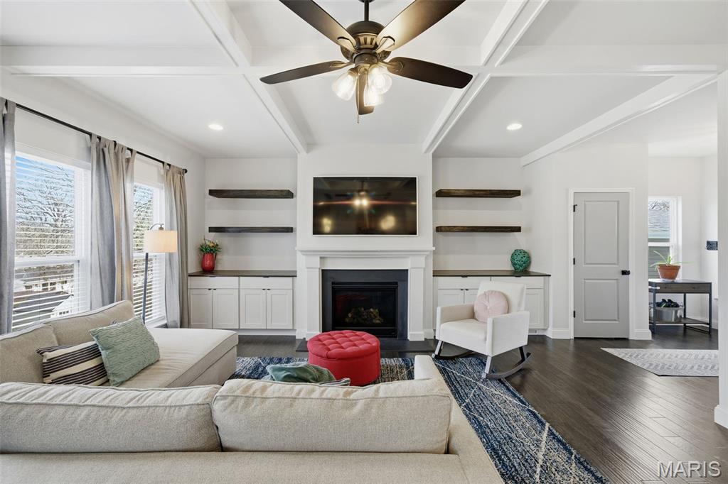 Sunset Manor - Residential