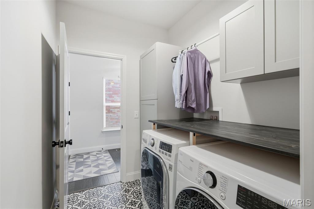 Sunset Manor - Residential