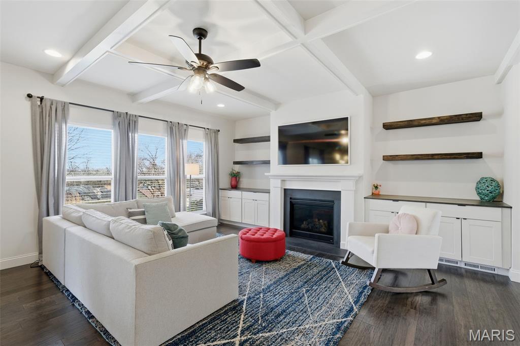 Sunset Manor - Residential