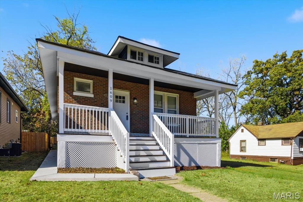 Photo of 1609 Bradford Avenue, Pagedale, MO 63133 (MLS # 25073678)