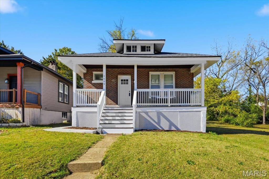 Photo of 1609 Bradford Avenue, Pagedale, MO 63133 (MLS # 25073678)