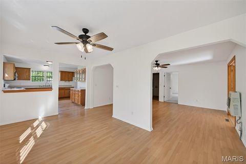 Tiny photo for 8 Flora Drive, Richland, MO 65556 (MLS # 26026039)