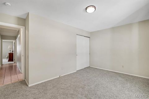 Tiny photo for 902 Rusticmanor Circle, Ballwin, MO 63011 (MLS # 25080104)