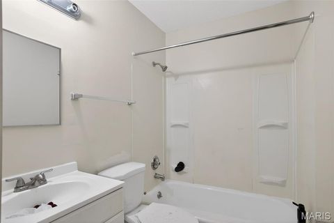 Tiny photo for 10058 Jeffrey Drive, St Louis, MO 63137 (MLS # 26016977)