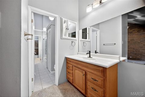 Tiny photo for 670 Coeur De Royale Drive #C, Creve Coeur, MO 63141 (MLS # 25066993)