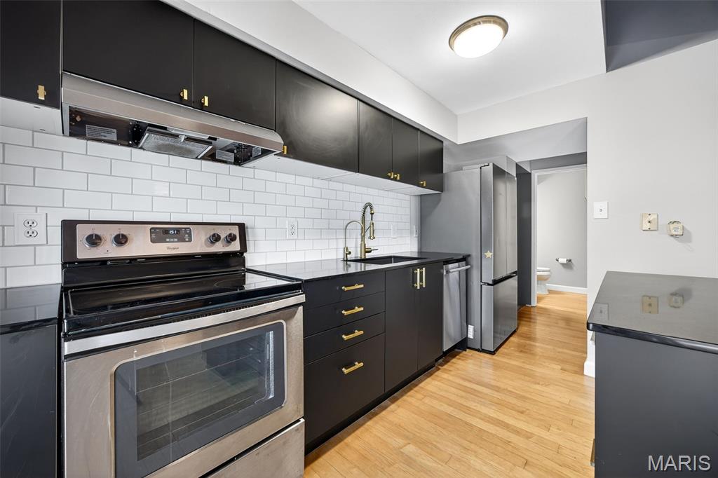 670 Coeur De Royale Drive C