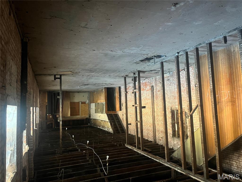 Belt & Priest - Commercial Sale