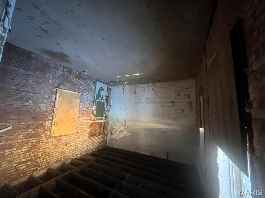 Belt & Priest - Commercial Sale