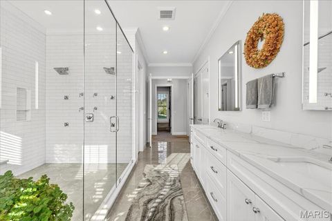 Tiny photo for 10135 Fieldcrest Lane, St Louis, MO 63124 (MLS # 25068625)