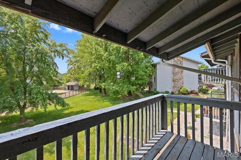 Tiny photo for 1733 Gascony Parc Drive #1733, Lake Saint Louis, MO 63367 (MLS # 26017935)