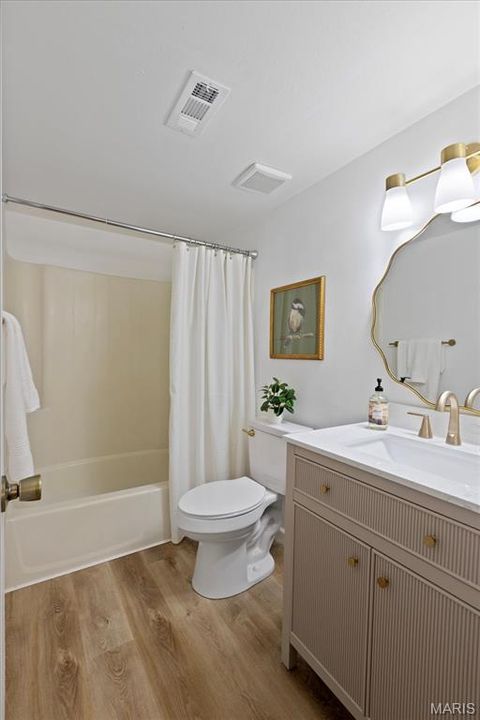 Tiny photo for 1733 Gascony Parc Drive #1733, Lake Saint Louis, MO 63367 (MLS # 26017935)