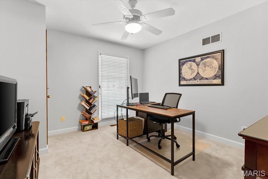 Edwardsville, Illinois 62025, United States, 6 Bedrooms Bedrooms, ,4 BathroomsBathrooms,Residential,Active,147803