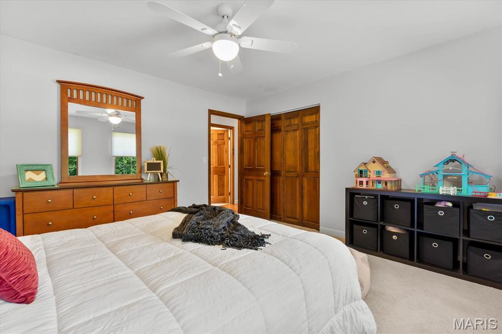 Edwardsville, Illinois 62025, United States, 6 Bedrooms Bedrooms, ,4 BathroomsBathrooms,Residential,Active,147803