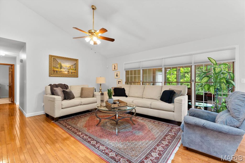 Edwardsville, Illinois 62025, United States, 6 Bedrooms Bedrooms, ,4 BathroomsBathrooms,Residential,Active,147803