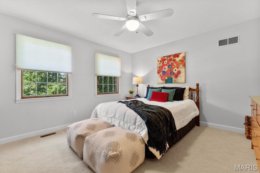 Edwardsville, Illinois 62025, United States, 6 Bedrooms Bedrooms, ,4 BathroomsBathrooms,Residential,Active,147803