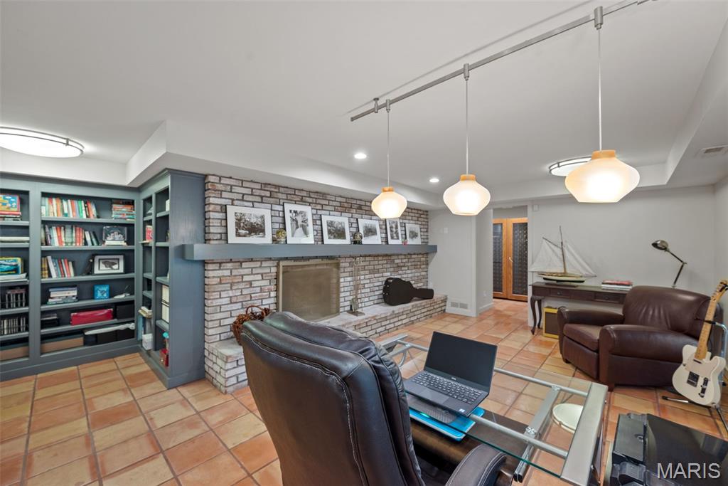 Moos Heights - Residential