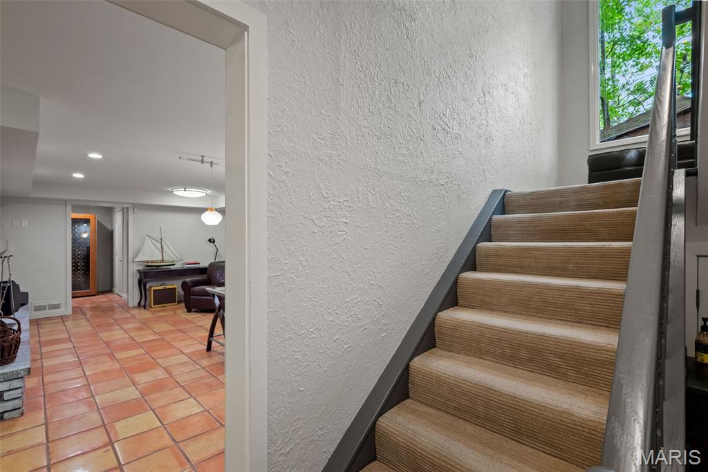 Moos Heights - Residential