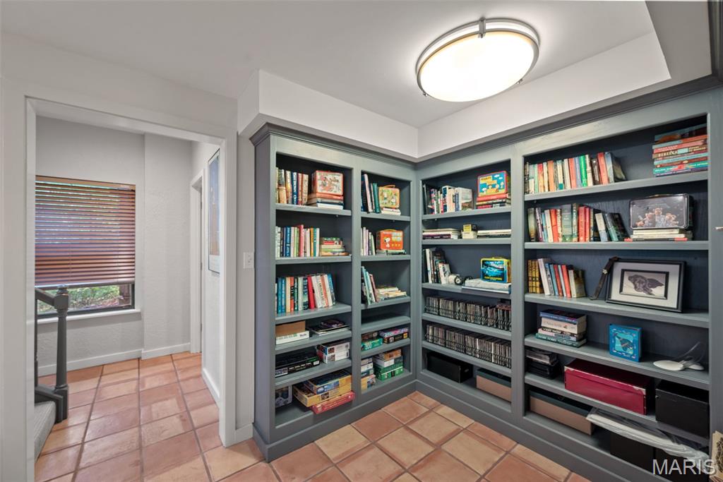 Moos Heights - Residential