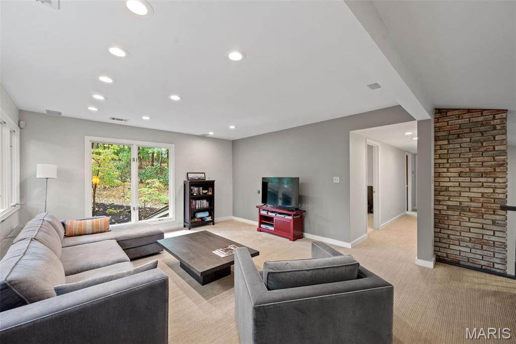 Moos Heights - Residential