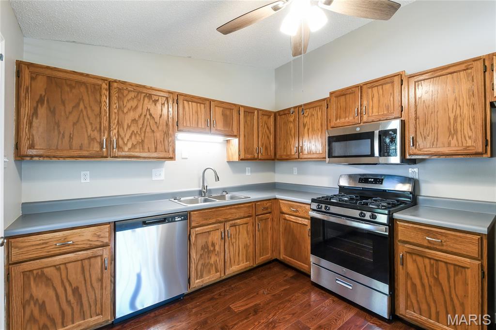 3001 Northern Lights Drive