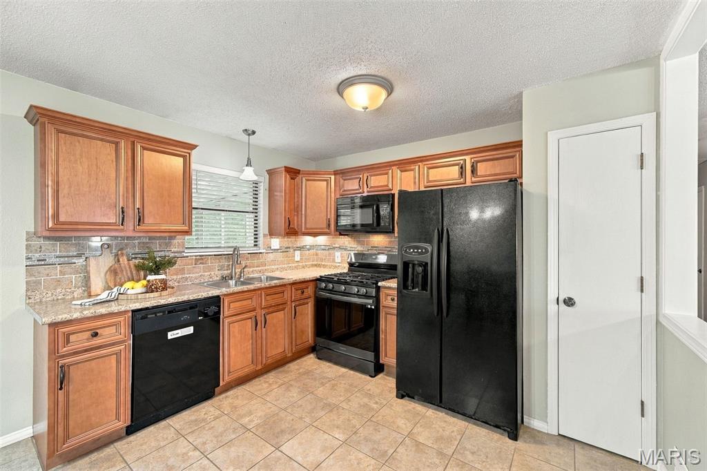 844 Country Glen Drive