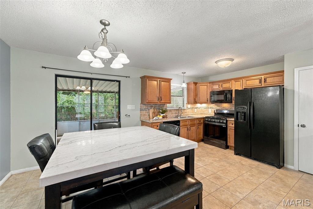 844 Country Glen Drive