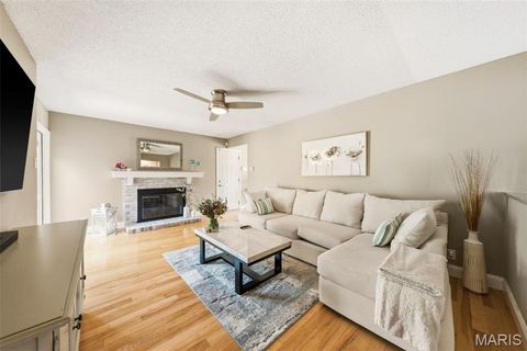 Tiny photo for 5607 Dantonaire Place, St Louis, MO 63128 (MLS # 26019205)