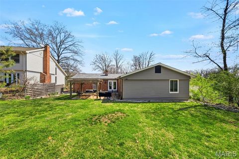 Tiny photo for 5607 Dantonaire Place, St Louis, MO 63128 (MLS # 26019205)