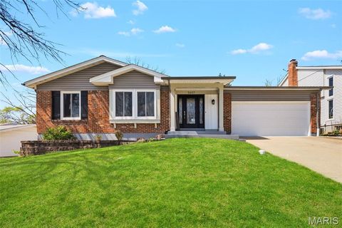 Tiny photo for 5607 Dantonaire Place, St Louis, MO 63128 (MLS # 26019205)