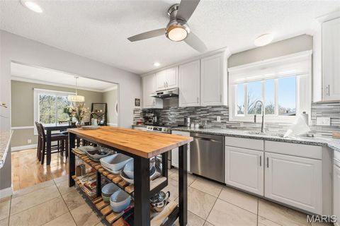 Tiny photo for 5607 Dantonaire Place, St Louis, MO 63128 (MLS # 26019205)