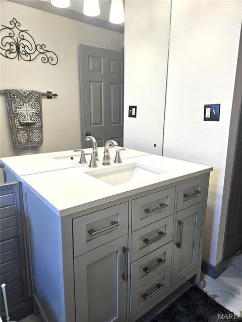 Tiny photo for 4 S Martin Street, Salem, MO 65560 (MLS # 26029555)