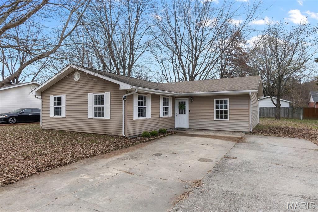 Photo of 408 Bell Lane, Oran, MO 63771 (MLS # 25079930)