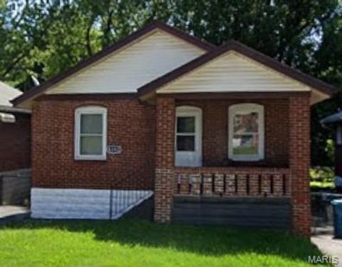 8352 Eton Place St Louis MO 63136