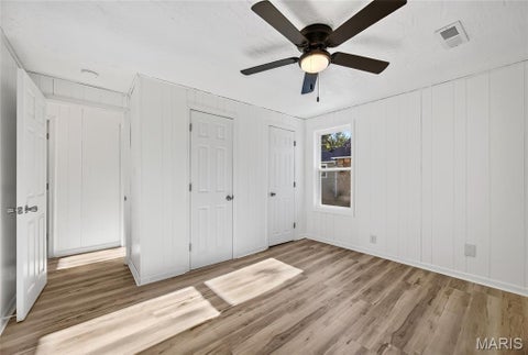 Tiny photo for 370 Oak Street, Lebanon, MO 65536 (MLS # 26069015)